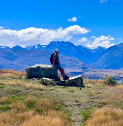 guests explore Mackenzie Country RM09FEB26