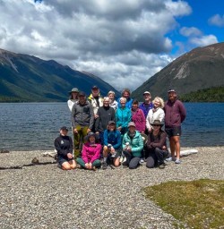 guests explore Nelson Lakes National Park KC19JAN26