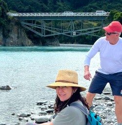 guests explore South Island KC16FEB26