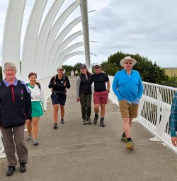 guests explore Te Rewa Rewa Bridge Walk GN23FEb26