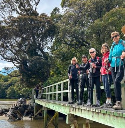 guests explore Ulva Island GW24FEB26