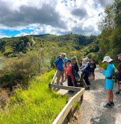 guests explore Waimangu Volcanic Valley SN27JAN26