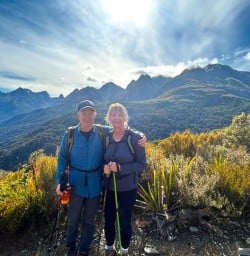 guests explore fiordland national park RM09MAR26