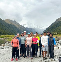 guests explore mt aspiring national park PS29DEC25