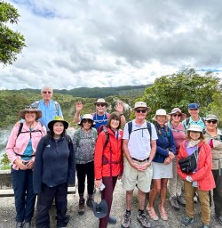 guests explore waimangu volcanic valley SN03FEb26