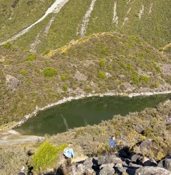 guests exploring MT Cook Aoraki National Park PS10NOV27