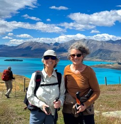 guests exploring Mackenzie country RM09FEB26