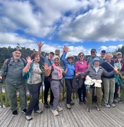 guests exploring North Island SN17FEB26