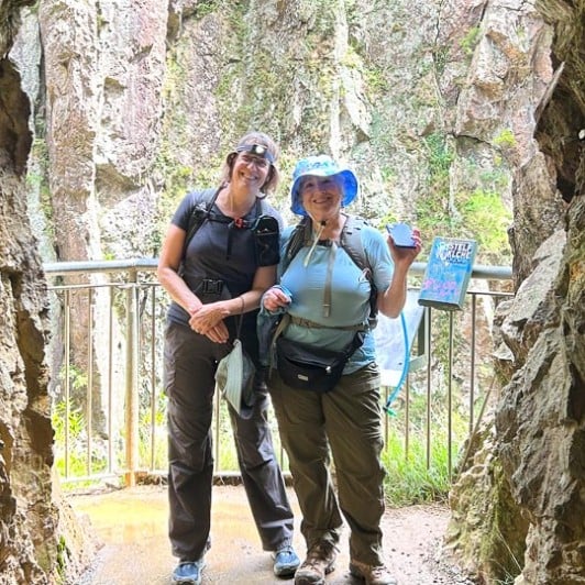 guests exploring North Island SN17FEb26