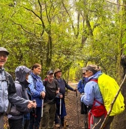 guests exploring North Island together SN10MAr27