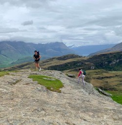 guests exploring Rocky Mountain Track Wanaka MP03NOV26