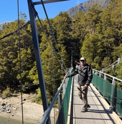 guests exploring Siberia Valley PS30MAR26