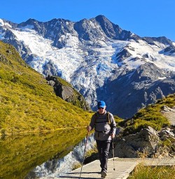 guests exploring in aoraki mt cook national park RM09MAR26