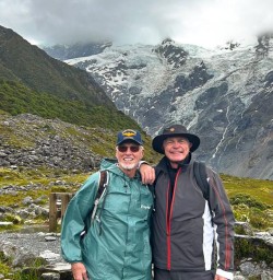 guests exploring mt cook national park GE24NOV25