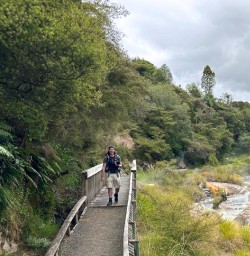 guests exploring volcanic valley in waimangu SN03FEb26