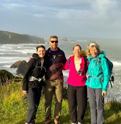 guests exploring west coast RM09MAR26
