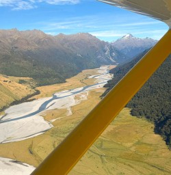 guests fly into Siberia Valley PS02MAr26