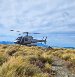 guests fly to kepler track in heli GW24FEB26