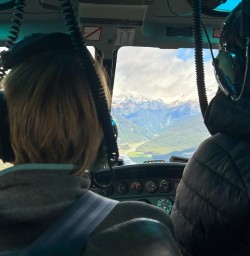 guests flying into Siberia Valley Mt Aspiring National Park GE03NOV25