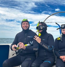 guests getting ready for dolphin swim in Kaikoura GE24NOV25