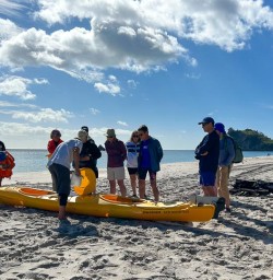 guests getting ready to kayak Cathedral Cove SN28OCT25