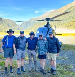 guests heli into Siberia Valley GE16FEB26