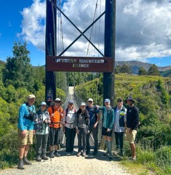 guests hike Arrow River Trail GE08DEC25