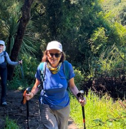 guests hike Mackenzie Country KC02FEB26