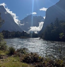 guests hike Milford Sound GW09NOV25