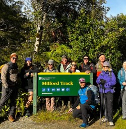 guests hike Milford Track GE09MAR26