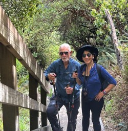 guests hike Rocky Mountains Wanaka PS10NOV25