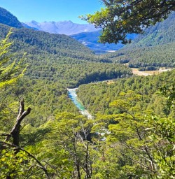 guests hike Routeburn GW24FEB26