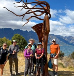 guests hike in Queenstown MP02MAr26
