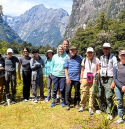 guests hike the Milford Track PS19JAN26