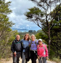 guests hiking Abel Tasman trail GE03NOV26