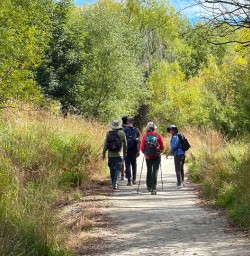 guests hiking Arrow River Trail GE23FEB26