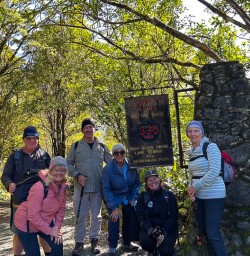 guests hiking Milford Track GW09DEC25