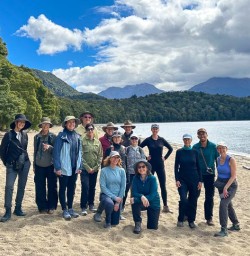 guests hiking Milford Track PS09MAR26