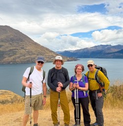 guests hiking in Queenstown MP23FEB26