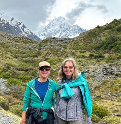 guests hiking in mt cook National Park KC17NOV25