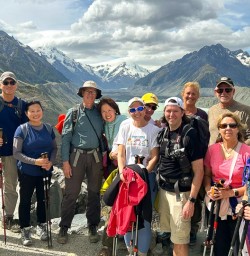 guests hiking in mt cook national park MP09FEB26