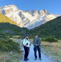 guests hiking in mt cook national park MP23MAR26