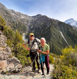 guests hiking in mt cook national park guided hikes PS06APR26