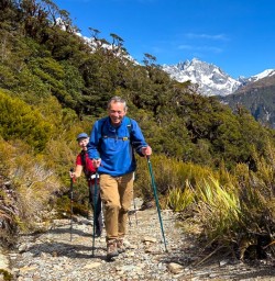 guests hiking on Routeburn track KC24NOV25