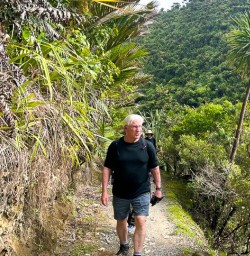 guests hiking paparoa national park MP19JAN27