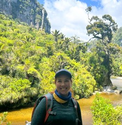 guests hiking pororari river walk GE08DEC25