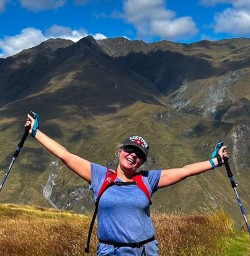 guests hiking rocky mountain track wanaka RM26JAN26