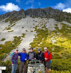 guests hikingin mt cook national park GE16FEB26