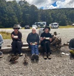 guests in Nelson Lakes National Park KC19JAN26