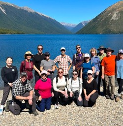 guests in Nelson Lakes National Park RM09MAR26